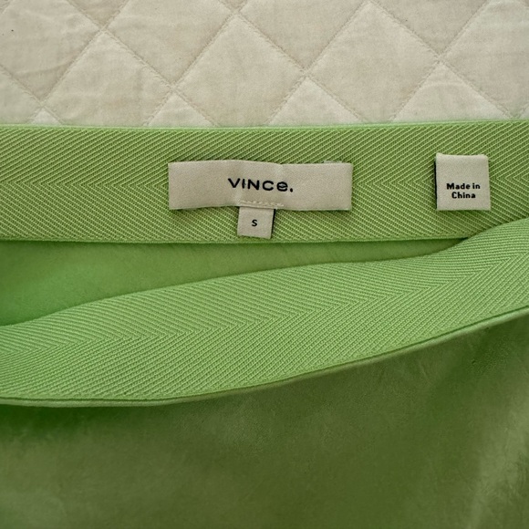 Vince Satin Flare Midi Elastic Waist Slip Guava Green Skirt. Size S. - Picture 5 of 5